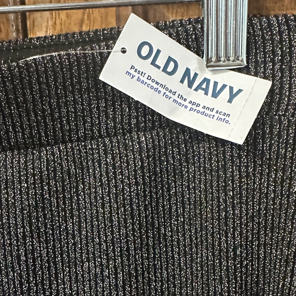 Old Navy - metallic ribbed knit top and skirt set - Picture 8 of 8